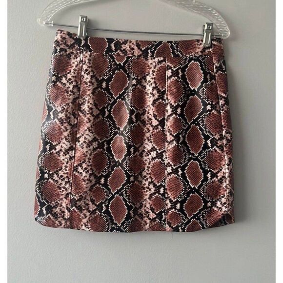 Asos Faux Vegan Leather Brown Animal Snake Print Mini Skirt NWT Small Women - Picture 3 of 12